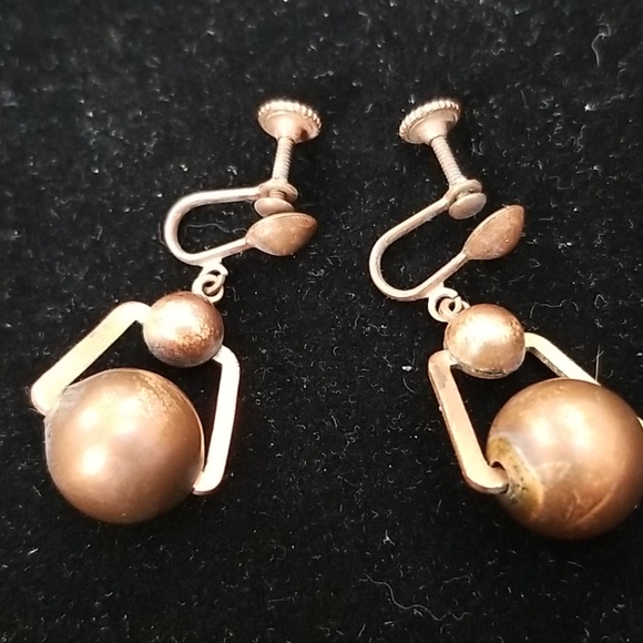 💎VINTAGE SCREW BACK DROP EARRINGS - Picture 1 of 4